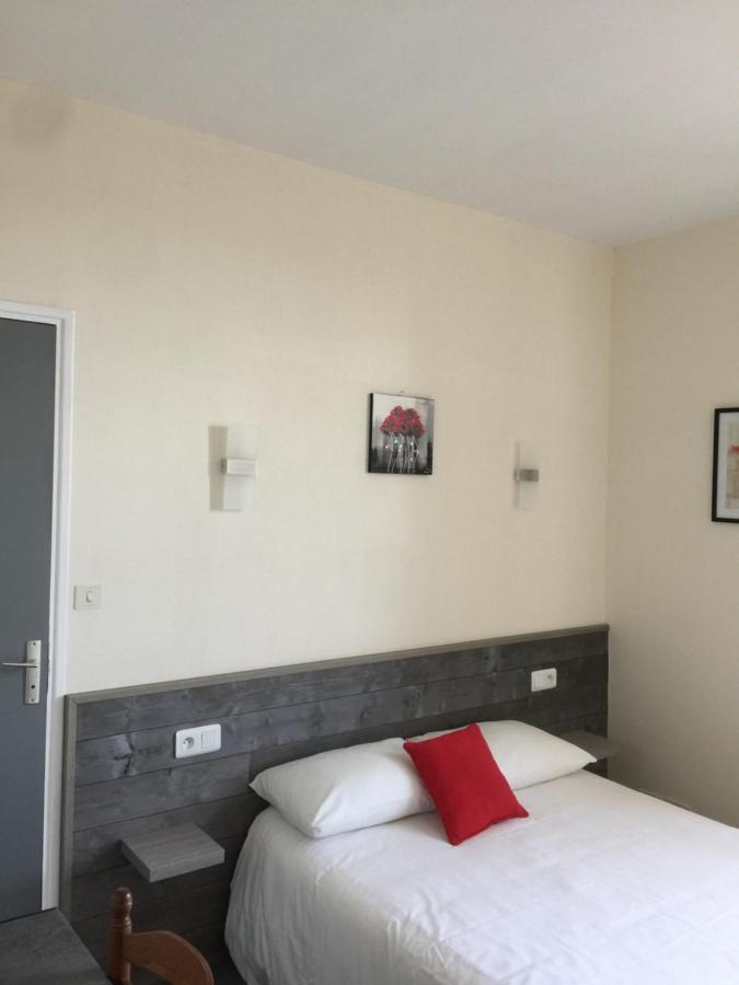 Hotel Tgv Quimper Exterior photo